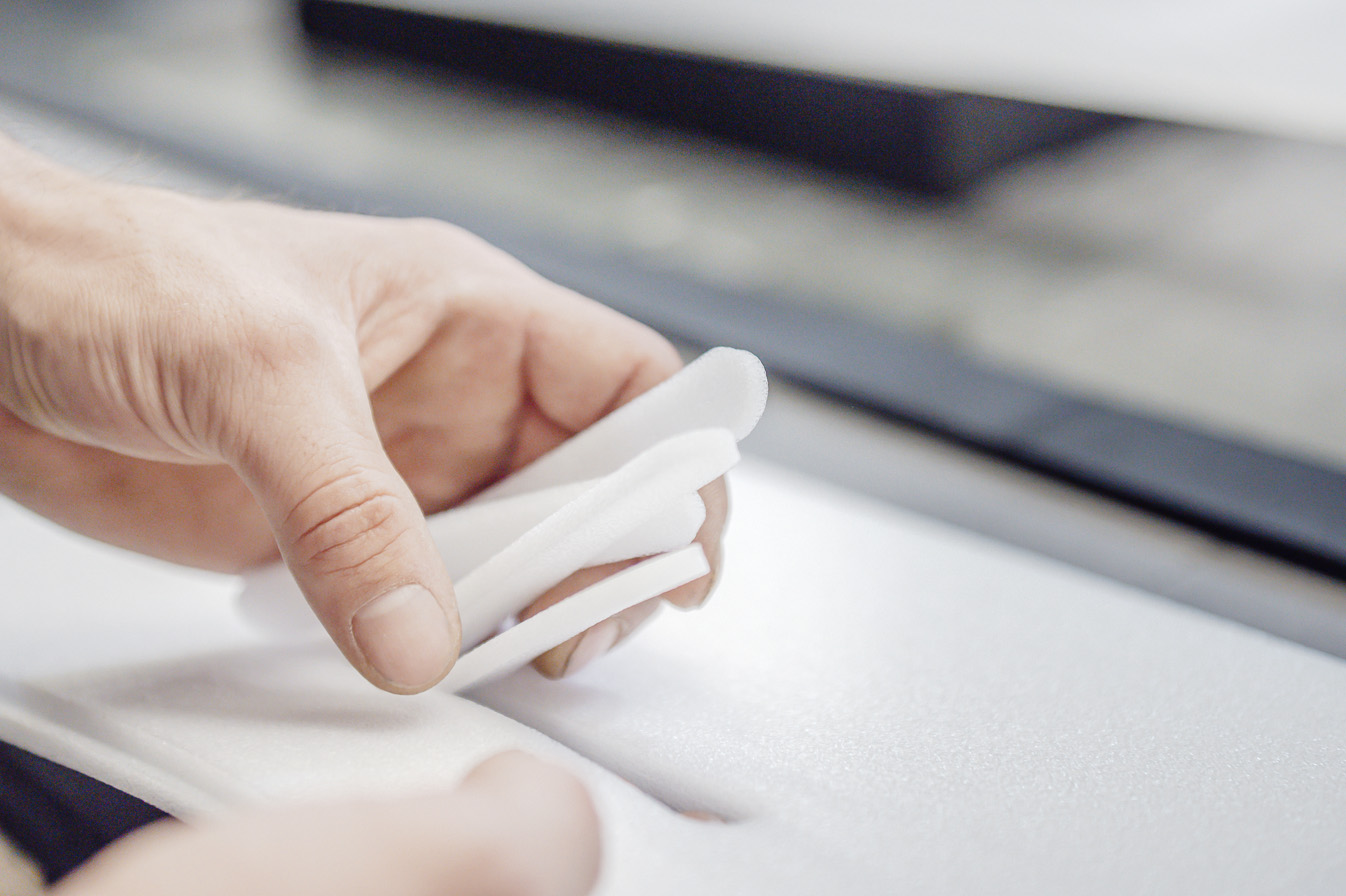 Kleinteile-Stanze in Aktion